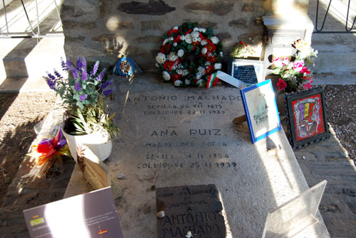 Colliure: Tumba de Antonio Machado.